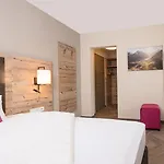 Alpenhotel Tirolerhof Hotel 4*