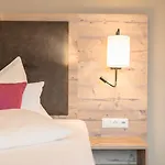 Alpenhotel Tirolerhof 4*