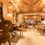 מלון Alpenhotel Tirolerhof 4*