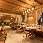 מלון Alpenhotel Tirolerhof