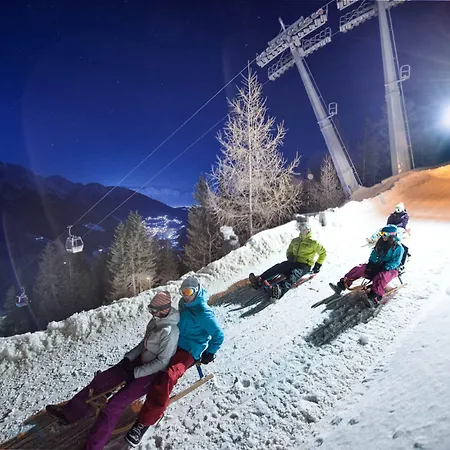 Alpenhotel Tirolerhof 호텔
