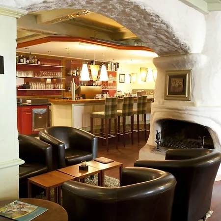 Alpenhotel Tirolerhof Фульпмес