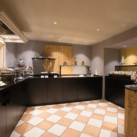 Hotel Alpenhotel Tirolerhof Fulpmes