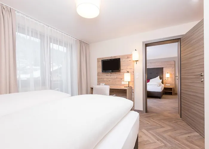 Alpenhotel Tirolerhof 4*