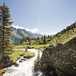 Alpenhotel Tirolerhof Hotel Fulpmes