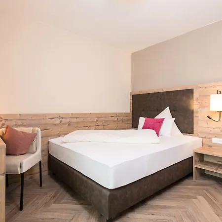 Hotel Alpenhotel Tirolerhof