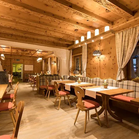 Hotel Alpenhotel Tirolerhof