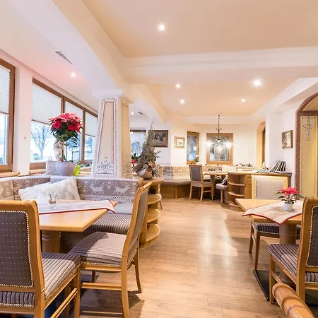 アルペンホテル チレルホフ ホテル 4*