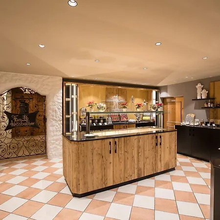 アルペンホテル チレルホフ 4* フルプメス