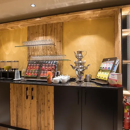 アルペンホテル チレルホフ ホテル